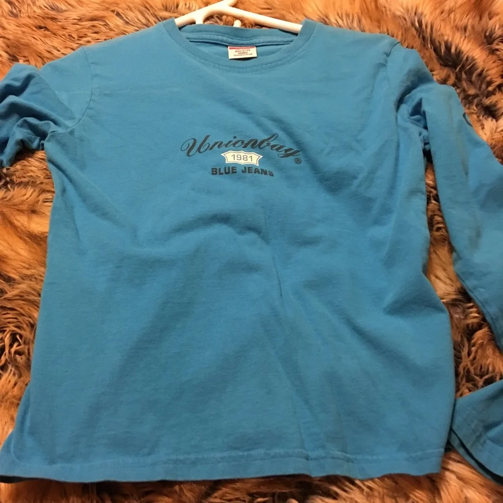 Unionbay blue long sleeve casual ladies top